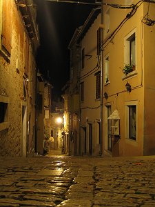 Rovinj bei Nacht 1